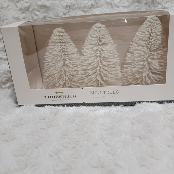 Threshold Mini Trees Set - Picture 6 of 7